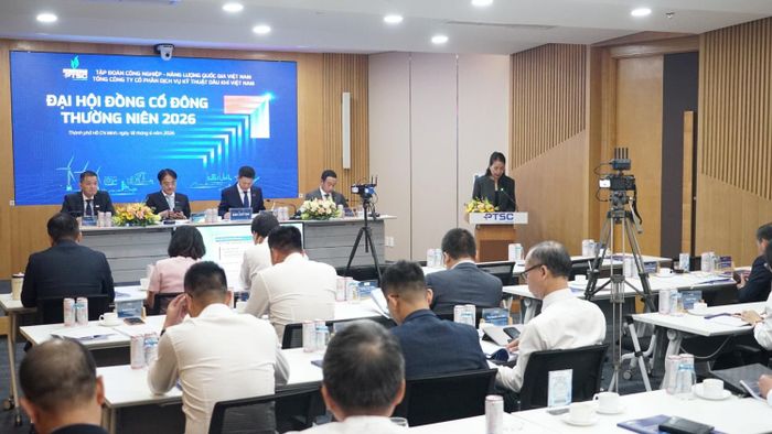 Tại Đại hội, các cổ đông đã thông qua nhiều nội dung quan trọng như phương án phân phối lợi nhuận, tăng vốn điều lệ, chủ trương tham gia các dự án/gói thầu dịch vụ giá trị lớn giai đoạn 2026-2030 và công tác nhân sự Hội đồng quản trị, Ban Kiểm soát.
