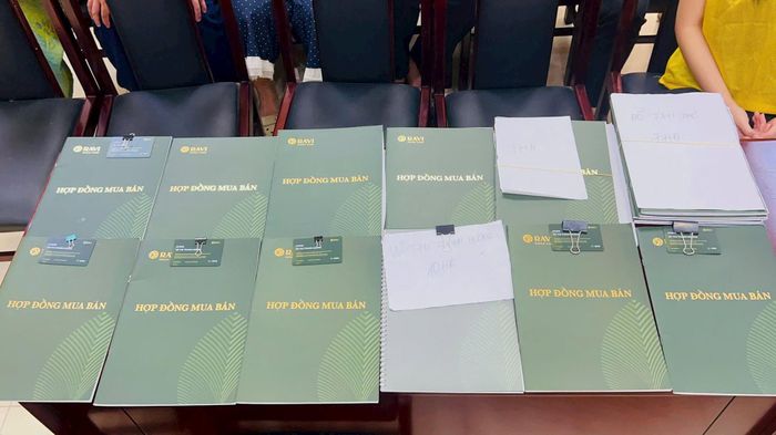 Các bản "Hợp đồng kỳ nghỉ" được sử dụng để lừa đảo.