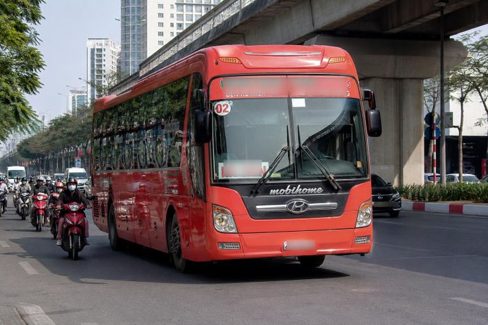 Trong bối cảnh lưu lượng giao thông ngày càng gia tăng, việc chấp hành nghiêm các quy định về làn đường được xem là một trong những yếu tố góp phần giảm thiểu nguy cơ xảy ra tai nạn.