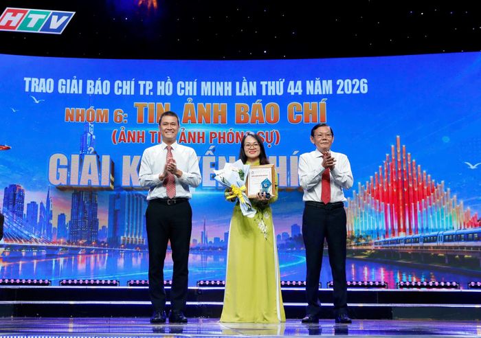 Tác phẩm ảnh báo chí “Khát vọng ‘siêu đô thị’ phát triển được trao Giải Khuyến khích