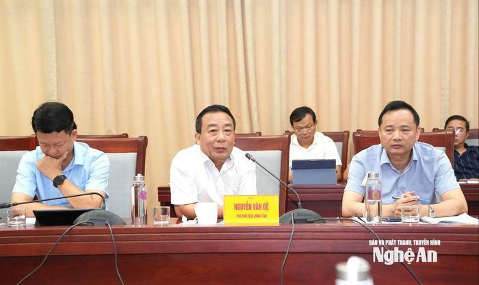 Phó Chủ tịch UBND tỉnh Nguyễn Văn Đệ kết luận buổi làm việc. Ảnh: Nguyễn Toàn