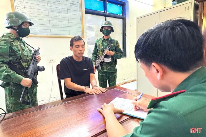 Đối tượng Hoàng Ngọc Phú tại cơ quan điều tra.