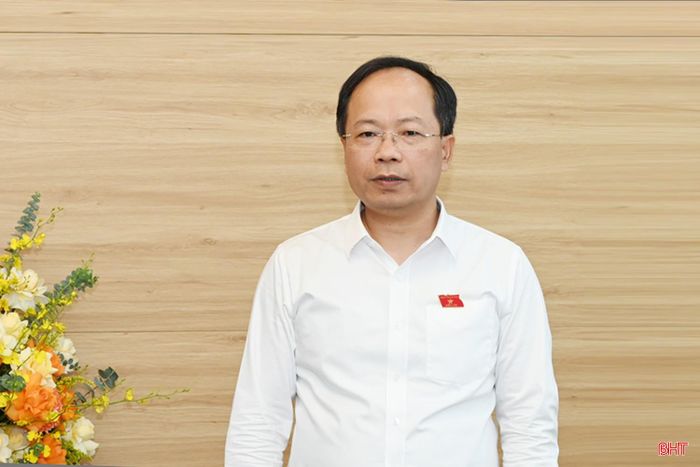 Bí thư Tỉnh ủy Nguyễn Duy Lâm đánh giá cao những nỗ lực đổi mới nội dung, hình thức thể hiện, ứng dụng công nghệ số và nâng cao chất lượng thông tin tuyên truyền của Báo và phát thanh, truyền hình Hà Tĩnh.