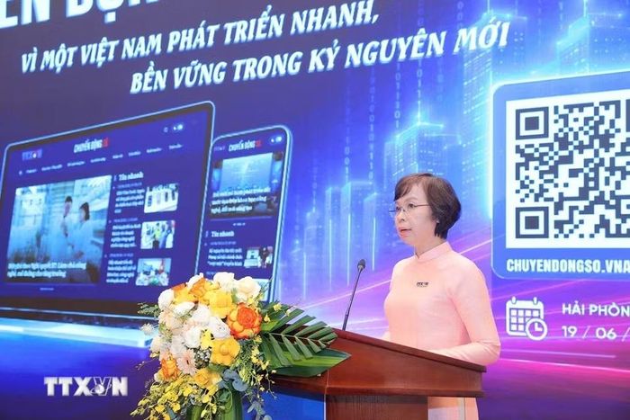 Đồng chí Vũ Việt Trang, Ủy viên Ban Thường vụ Đảng ủy các cơ quan Đảng Trung ương, Phó Trưởng Ban Tuyên giáo và Dân vận Trung ương, Bí thư Đảng ủy, Tổng Giám đốc Thông tấn xã Việt Nam phát biểu tại lễ khai trương chuyên trang thông tin. (Ảnh: Minh Quyết/TTXVN)