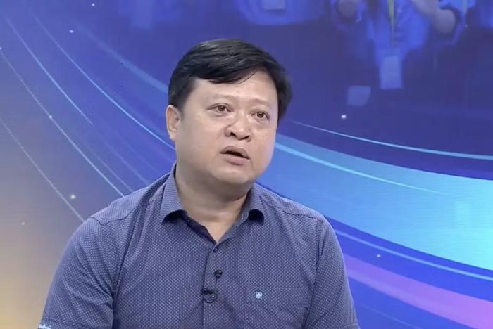 Phó giáo sư, Tiến sỹ Phạm Mạnh Hà chia sẻ tại tọa đàm. (Ảnh: Vietnam+)