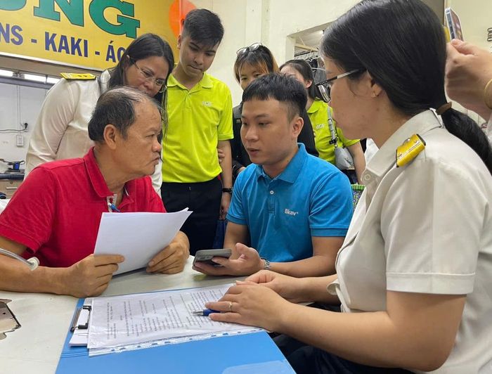 Tư vấn hỗ trợ hỗ kinh doanh dùng ứng dụng phần mềm bán hàng, xuất hóa đơn điện tử.