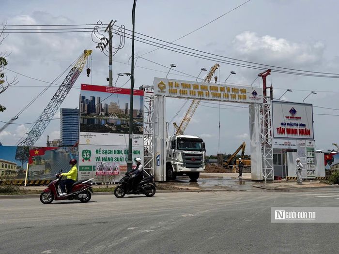 Dự án Quảng trường Trung tâm Tp.HCM và Trung tâm hành chính thành phố được xây dựng trên địa bàn phường An Khánh (Thủ Thiêm, Tp.Thủ Đức cũ). Đây là dự án trọng điểm có ý nghĩa đặc biệt quan trọng trong quá trình xây dựng mô hình chính quyền đô thị hiện đại của Tp.HCM sau sắp xếp đơn vị hành chính và vận hành mô hình chính quyền địa phương hai cấp.