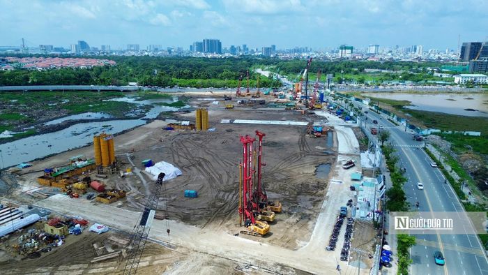 Theo phương án được phê duyệt, toàn bộ dự án được chia thành 4 dự án thành phần. Trong đó, dự án thành phần 1 gồm: hạ tầng kỹ thuật, công trình phụ trợ và hầm xe khu vực công viên cảnh quan có tổng mức đầu tư gần 3.509 tỷ đồng; dự án thành phần 2 là Trung tâm hành chính TP với tổng vốn khoảng 18.493 tỷ đồng; dự án thành phần 3 là Trung tâm hội nghị - biểu diễn khoảng 6.856 tỷ đồng; và dự án thành phần 4 là Quảng trường trung tâm thành phố có tổng mức đầu tư hơn 733 tỷ đồng.