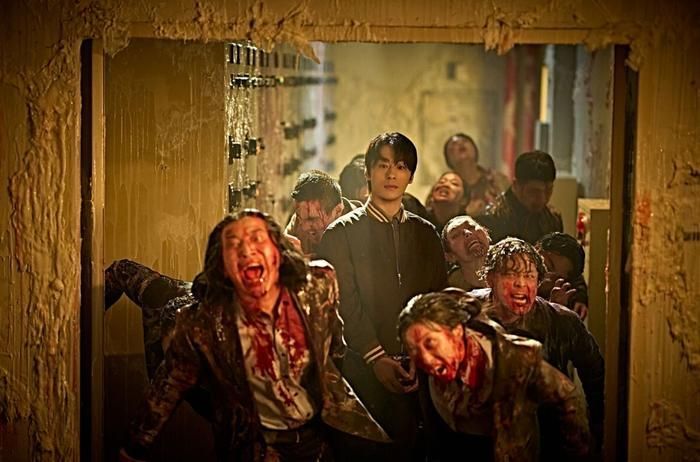 Bối cảnh tòa nhà bị phong tỏa tạo nên những màn sinh tồn nghẹt thở xuyên suốt bộ phim.