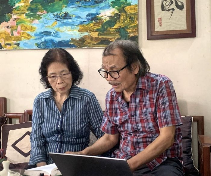 GS.TS Lê Thị Quý cùng chồng là GS.TS Đặng Cảnh Khanh trao đổi về các vấn đề gia đình hiện đại