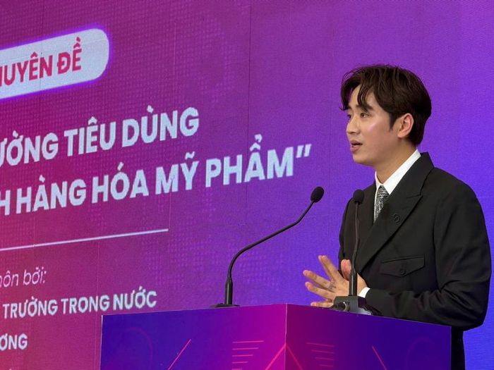 Ông Thân Minh Hoàng, CEO Hoàng Tú Holdings phát biểu khai mạc. Ảnh: Ngọc Hoa