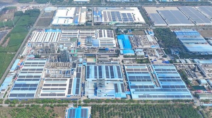 Nhu cầu sử dụng điện ổn định và tối ưu chi phí đang thúc đẩy nhiều doanh nghiệp quan tâm đến các giải pháp lưu trữ năng lượng. Ảnh: Dương Văn Hạnh