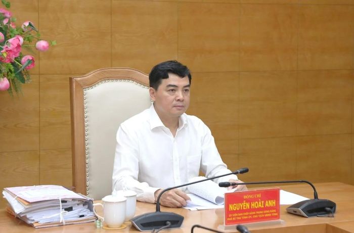 Đồng chí Nguyễn Hoài Anh, Ủy viên Trung ương Đảng, Phó Bí thư Tỉnh ủy, Chủ tịch UBND tỉnh dự hội nghị tại điểm cầu tỉnh Thanh Hóa.