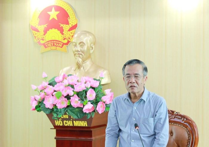 Bí thư Tỉnh ủy Lê Đức Thái phát biểu tại buổi làm việc.