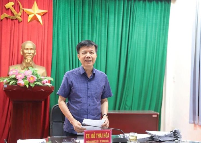Tiến sĩ Đỗ Thái Hòa, Phó Giám đốc Sở Y tế phát biểu tại điểm cầu Thanh Hóa.
