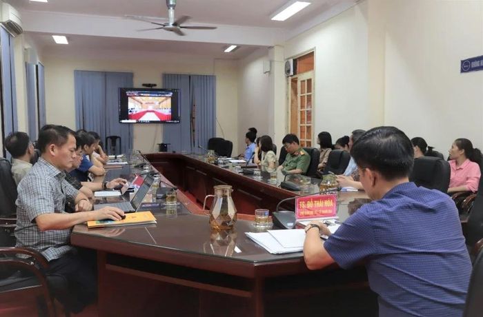 Hội nghị được tổ chức theo hình thức trực tiếp kết hợp trực tuyến từ điểm cầu trung tâm tại Hà Nội đến các tỉnh, thành phố trong cả nước.