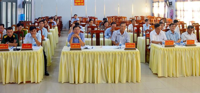 Đại biểu tham dự hội nghị.