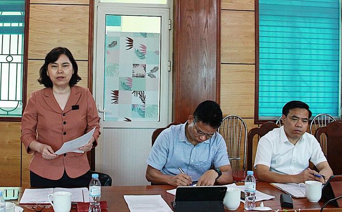  Phó Chủ tịch Thường trực HĐND tỉnh Trần Thị Hằng phát biểu chỉ đạo buổi giám sát. 
