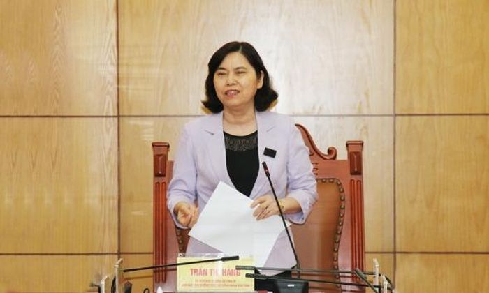 Đồng chí Trần Thị Hằng phát biểu kết luận hội nghị.