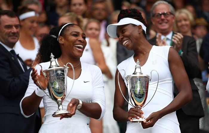 Chị em nhà Williams tại Wimbledon 2016.