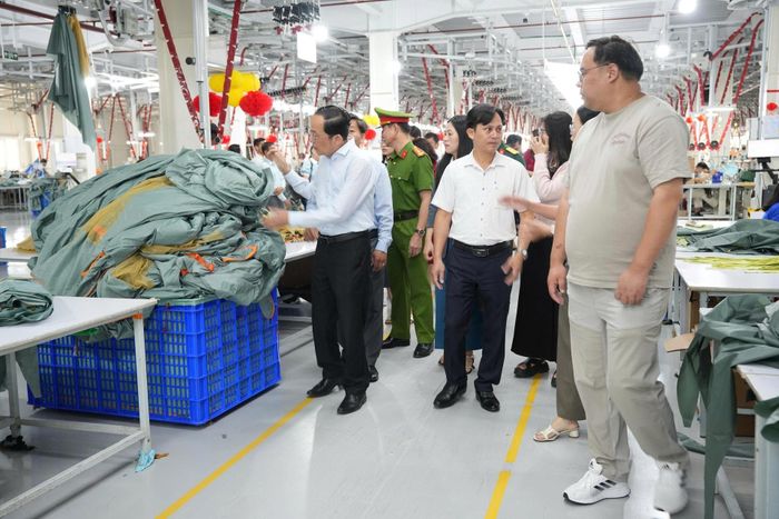 Doanh nghiệp đầu tư tại Cụm công nghiệp Hà Lam - Chợ Được được xã Thăng Bình tạo mọi điều kiện thuận lợi về thủ tục hành chính. Ảnh: N.Quốc