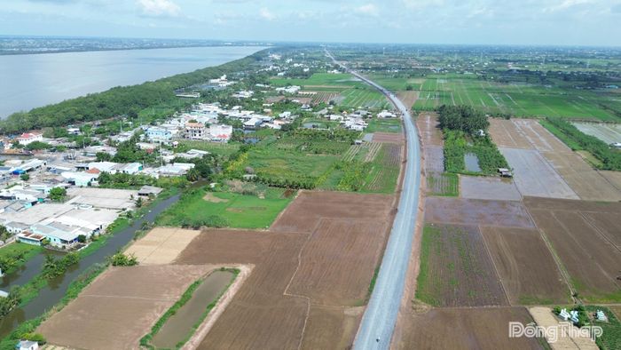 Tuyến đường mở ra những cơ hội phát triển kinh tế - xã hội tại các địa phương đi qua.
