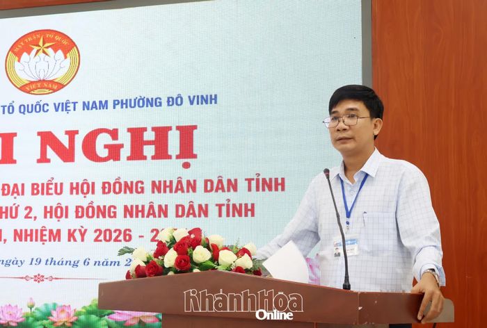 Lãnh đạo UBND phường Đô Vinh giải trình, làm rõ ý kiến, kiến nghị của cử tri.