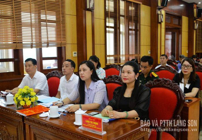 Các đại biểu tham dự hội nghị