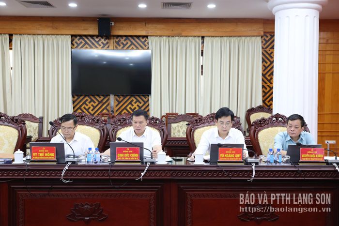 Các đại biểu dự hội nghị