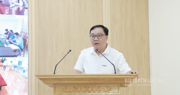 Đại biểu thảo luận tại hội nghị