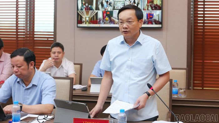 Lãnh đạo Sở Tài chính đánh giá tình hình giải ngân vốn đầu tư công và thu ngân sách trên địa bàn tỉnh.