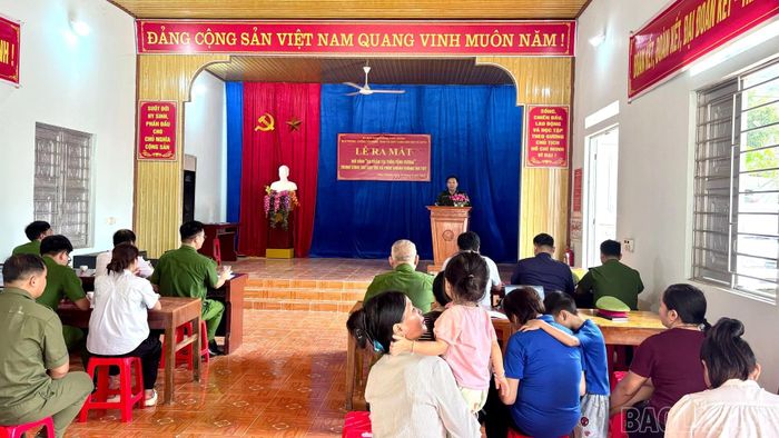 Quang cảnh lễ ra mắt.