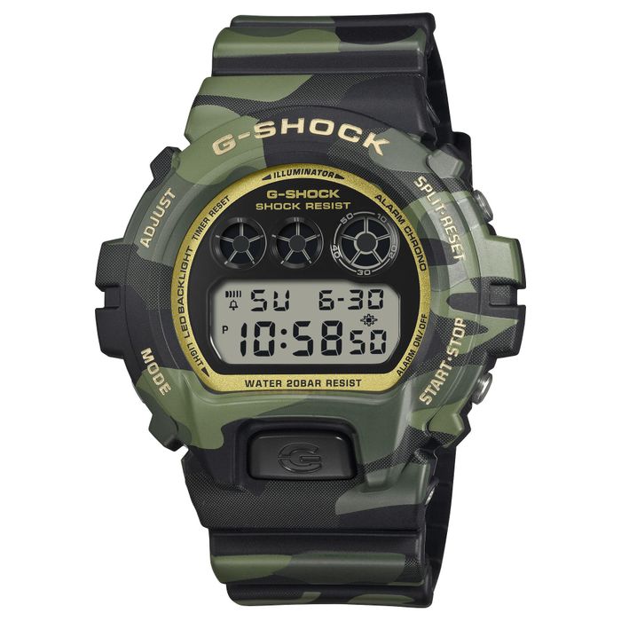 Casio DW-6900CMG-3 với thiết kế rằn ri toàn phần và mặt số vàng.