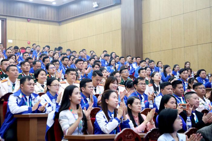 Các đại biểu tham dự
