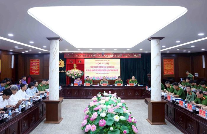Toàn cảnh Hội nghị cung cấp thông tin về các vụ án kinh tế, môi trường điển hình.