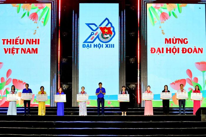 Trung ương Đoàn, Hội đồng Đội Trung ương trao tặng công trình “Không gian học tập số” cho các địa phương