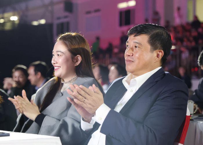Đồng chí Y Thanh Hà Niê Kđăm, Ủy viên Ban Chấp hành Trung ương Đảng, Bí thư Tỉnh ủy, Trưởng Đoàn ĐBQH tỉnh Lâm Đồng dự Lễ khai mạc Festival Thiếu nhi toàn quốc lần thứ I năm 2026