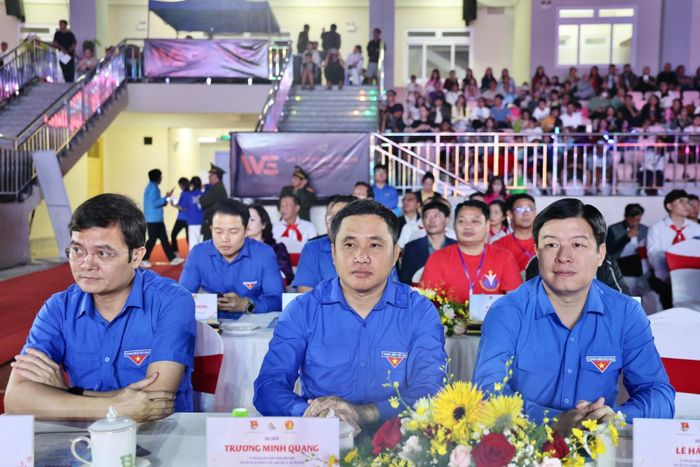 Lãnh đạo Trung ương Đoàn, Hội đồng Đội Trung ương tham dự lễ khai mạc Festival Thiếu nhi toàn quốc lần thứ nhất năm 2026