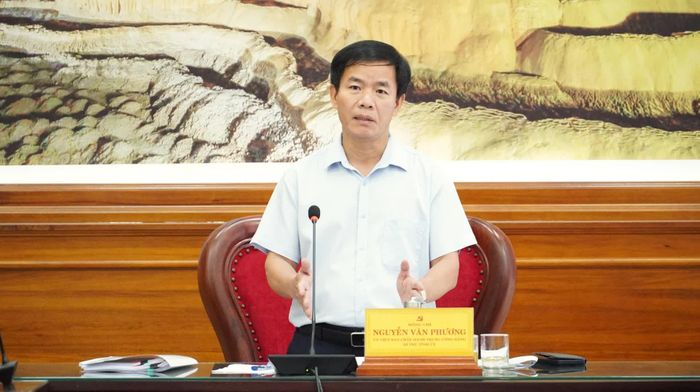 Đồng chí Nguyễn Văn Phương, Bí thư Tỉnh ủy yêu cầu các sở, ngành tăng cường phối hợp trong xử lý các dự án khó khăn, vướng mắc, tồn đọng kéo dài - Ảnh: Q.V