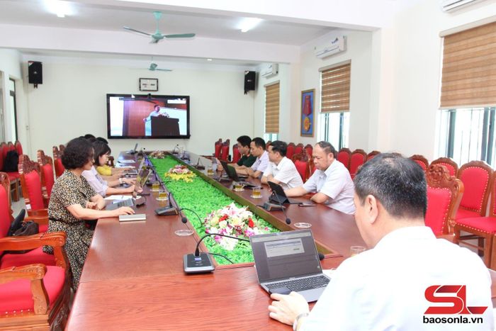 Các đại biểu tham dự hội nghị