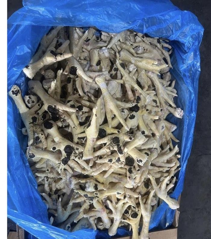 Cơ quan điều tra xác định, lượng hàng được đưa ra thị trường tiêu thụ vượt 10.000 tấn. Ảnh: CACC