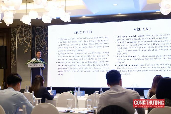 Ông Quyền Anh Ngọc, Trưởng phòng ASEAN, Vụ Chính sách thương mại đa biên (Bộ Công Thương) hướng dẫn xây dựng kế hoạch hành động triển khai Chương trình hành động thực hiện Kế hoạch chiến lược AEC tại Việt Nam giai đoạn 2026 - 2030 và 2031 - 2035