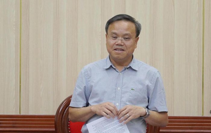Phó Chủ tịch UBND tỉnh Quảng Trị Lê Đức Tiến khẳng định tầm quan trọng của việc phát triển đồng bộ nguồn điện và hạ tầng truyền tải đối với bảo đảm an ninh năng lượng. Ảnh: quangtri.gov.vn