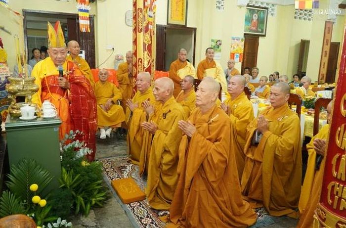 Khóa lễ cung tiến Giác linh