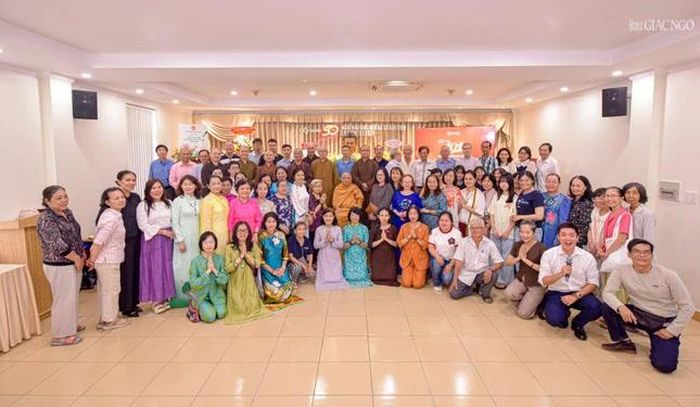 Chụp ảnh lưu niệm trong ngày Kỷ niệm 101 năm Ngày Báo chí Cách mạng Việt Nam (21-6-1925 - 21-6-2026)
