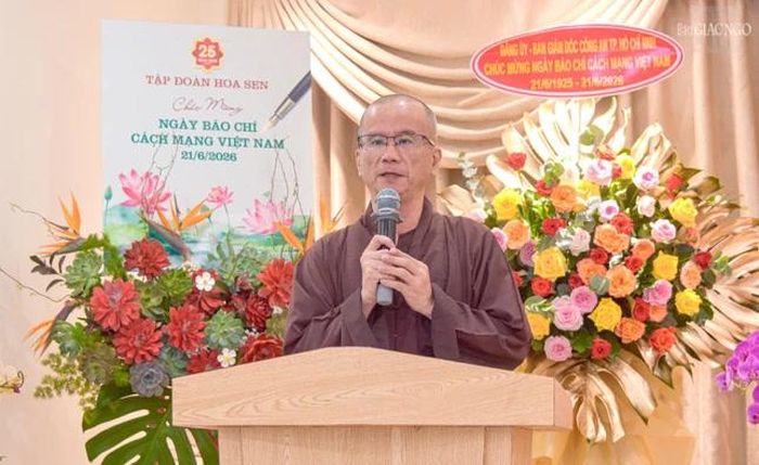 Thượng tọa Thích Chúc Phú phát biểu chào mừng