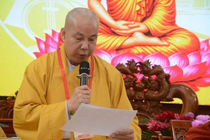 Thượng tọa Thích Giác Nghi trình danh sách nhân sự dự kiến suy cử