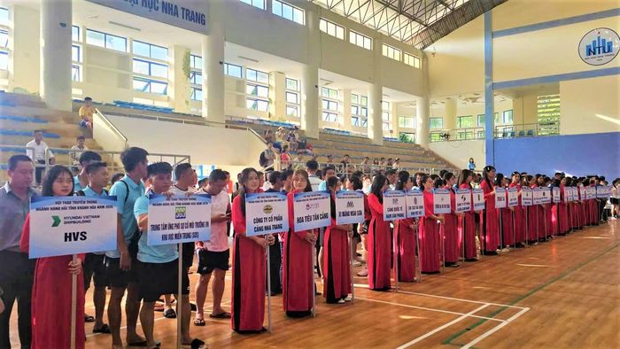 Gần 500 vận động viên tranh tài tại Hội thao ngành Hàng hải Khánh Hòa năm 2026.