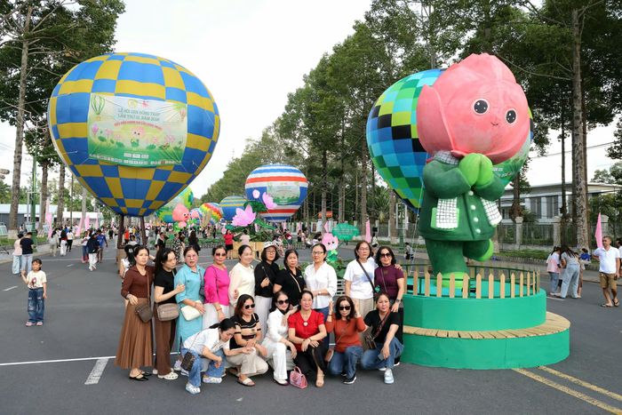 Lễ hội Sen Đồng tháp với nhiều không gian trải nghiệm cho người dân và du khách