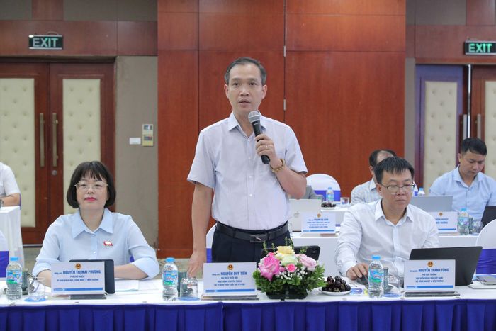 ĐBQH hoạt động chuyên trách tại Ủy ban Pháp luật và Tư pháp Nguyễn Duy Tiến phát biểu